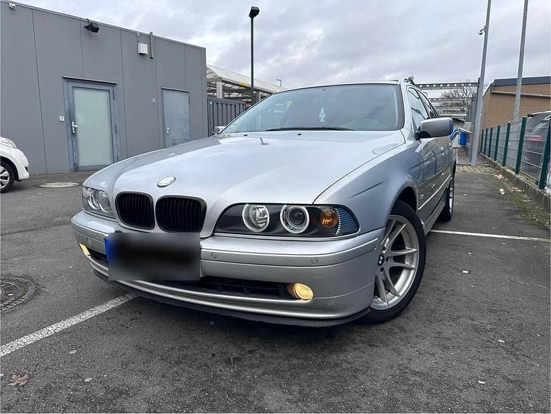 Gebraucht BMW 525 192 PS (141 kW) 2002 Silber Limousine