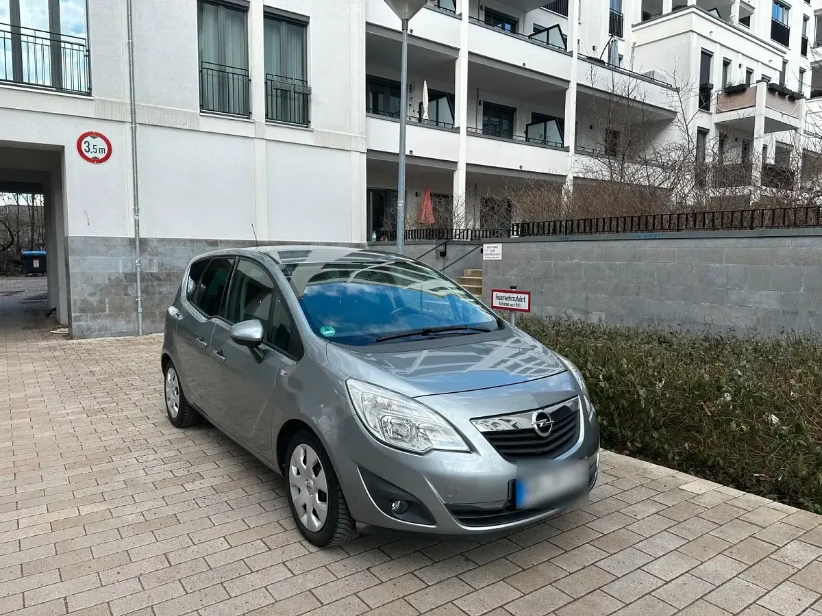 Second-hand Opel Meriva 101 CP (74 kW) 2011 Gri Monovolum