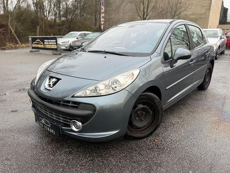 Gebraucht Peugeot 207 Platinum 109 PS (80 kW) 2007 Grau Limousine