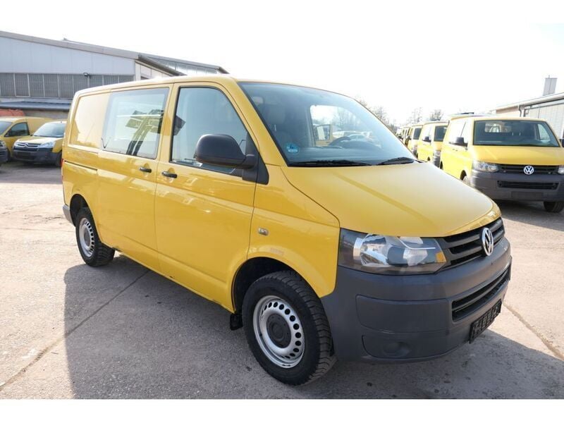 Gebraucht VW T5 84 PS (61 kW) 2012 Ginstergelb r1032 Van