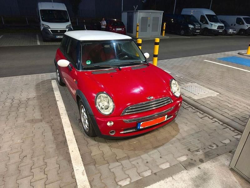 Rot Gebraucht 2005 Mini Cooper Kleinwagen | 1.350 € (Fairer Preis) - Bild 1/4