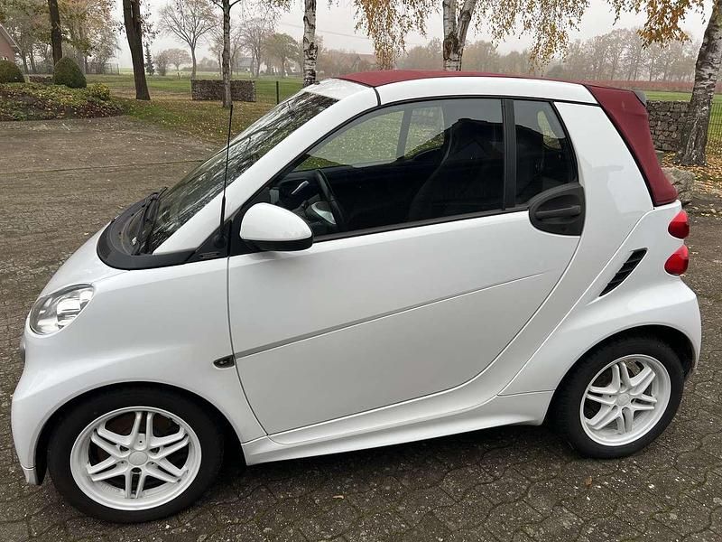 Gebraucht 2013 Smart ForTwo Cabrio Passion Cabrio | 4.999 € (Fairer Preis) - Bild 1/4