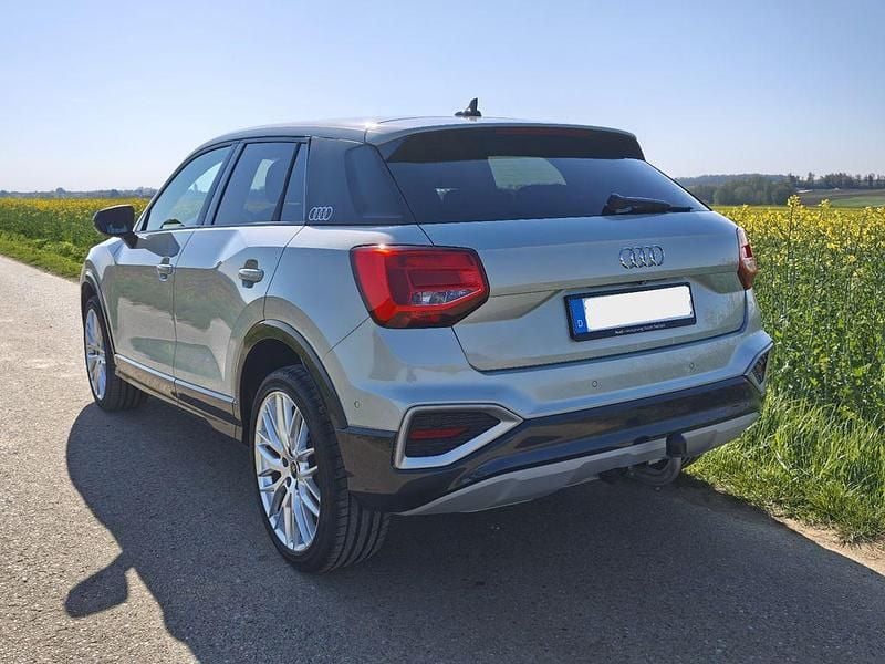Usata Audi Q2 110 CV (80 kW) 2024 Argento SUV