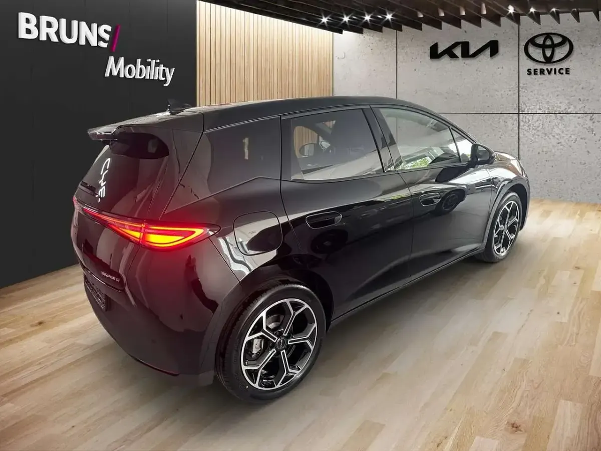 Gebraucht BYD Dolphin Comfort 155 kW (212 PS) 2026 Schwarz Kleinwagen