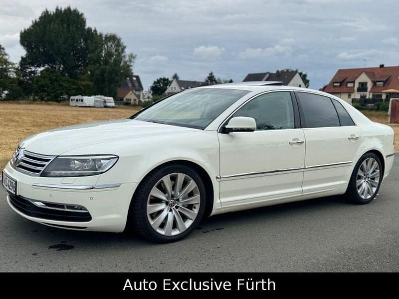 Weiß Gebraucht 2011 VW Phaeton Exclusive Limousine | 13.490 € (Fairer Preis) - Bild 1/4