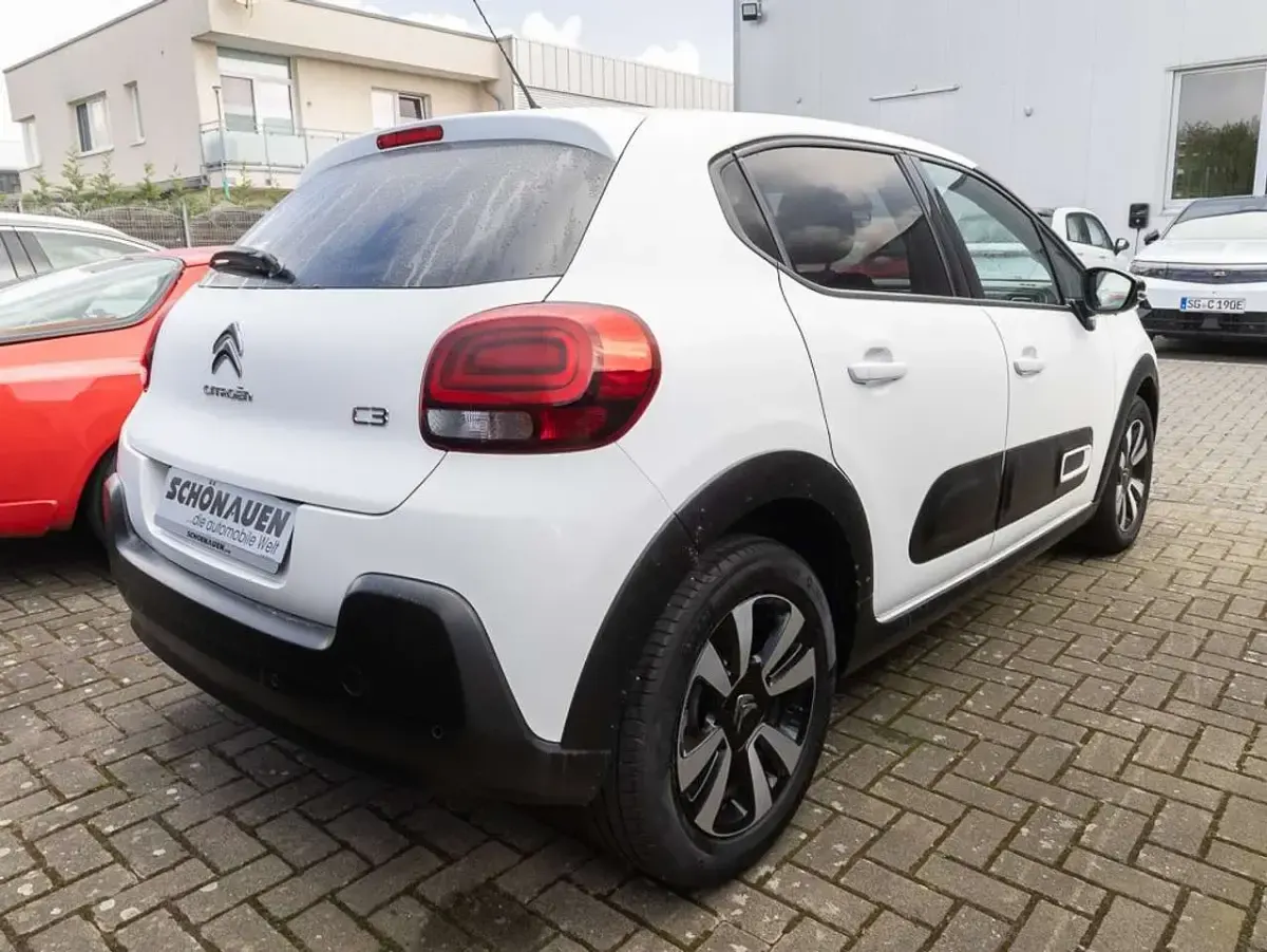Gebraucht Citroën C3 PureTech 110 PS (80 kW) 2024 Weiß Limousine