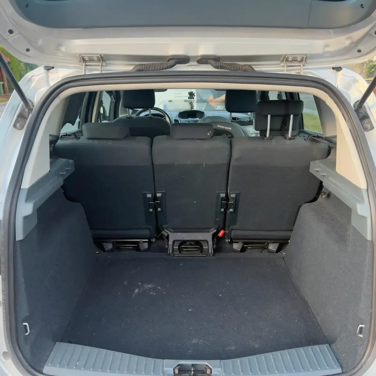 Gebraucht Ford C-MAX 140 PS (102 kW) 2011 Silber Van / Kleinbus