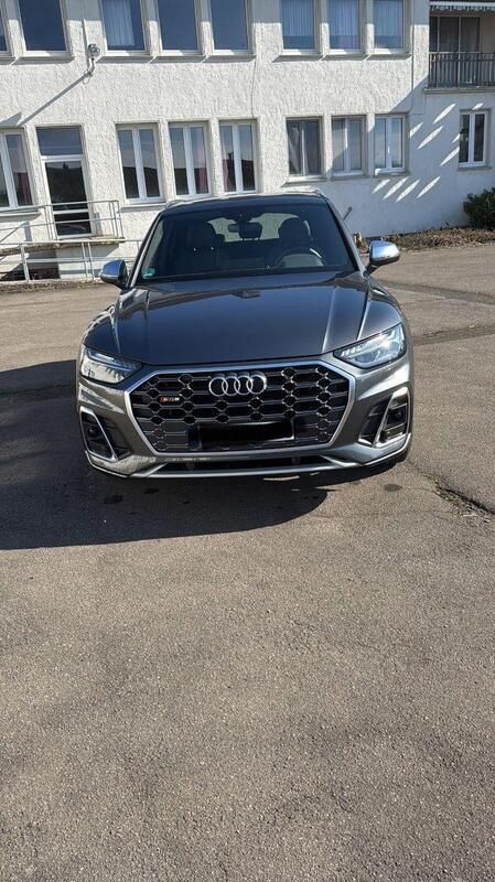 Grau Gebraucht 2023 Audi SQ5 Sport SUV | 62.500 € (Fairer Preis) - Bild 1/4