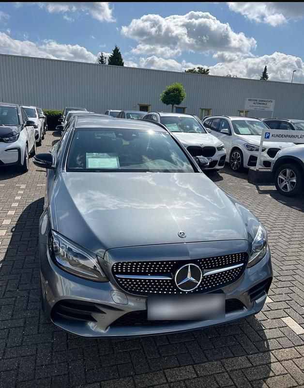 Gebraucht Mercedes C300e 320 PS (235 kW) 2021 Grau Kombi