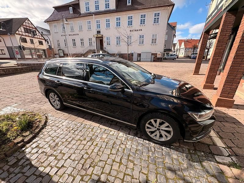 Gebraucht VW Passat 198 PS (145 kW) 2015 Kombi