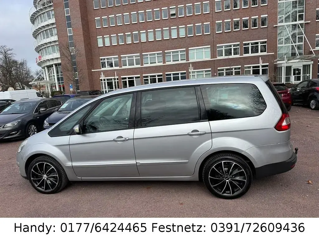 Używany Ford Galaxy Ghia 140 KM (102 kW) 2007 Szary Minivan