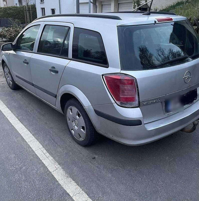 Gebraucht Opel Astra 101 PS (74 kW) 2005 Grau Kombi