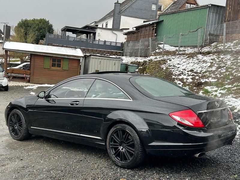 Gebraucht Mercedes CL500 387 PS (284 kW) 2006 Schwarz Coupé
