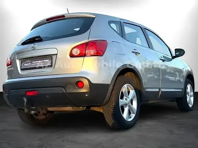 Gebraucht Nissan Qashqai 114 PS (83 kW) 2009 Silber SUV