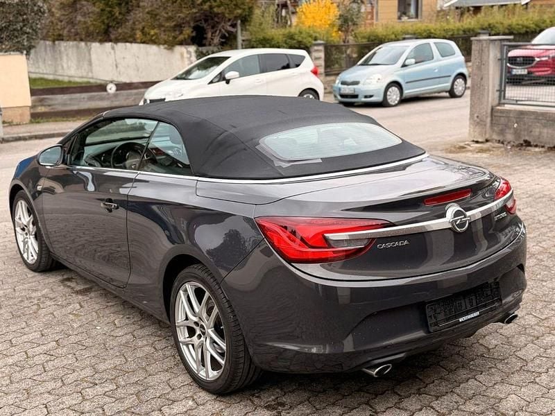 Gebraucht Opel Cascada 194 PS (142 kW) 2014 Grau Cabrio
