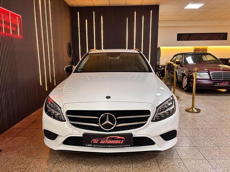 Gebraucht Mercedes C180 156 PS (114 kW) 2020 Weiß Kombi