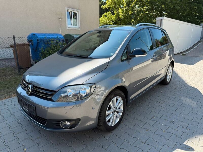 Grau Gebraucht 2011 VW Golf Plus Style Van / Kleinbus | 6.990 € (Fairer Preis) - Bild 1/4