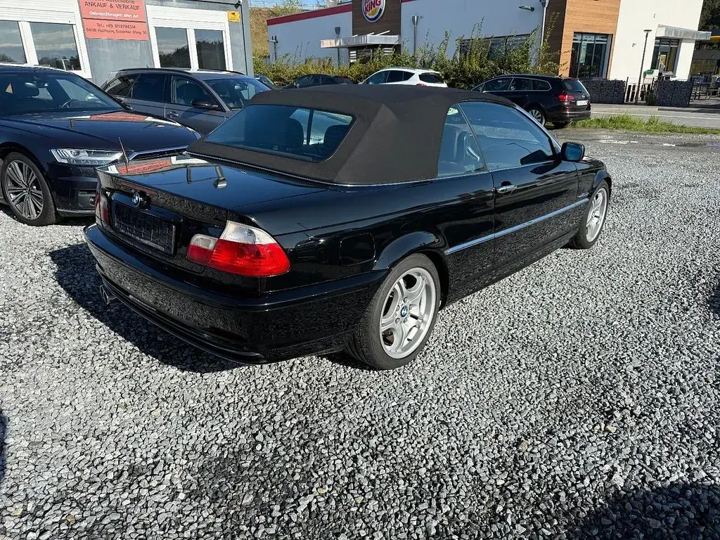Gebraucht BMW 325 Cabriolet Performance 192 PS (141 kW) 2001 Schwarz Cabrio