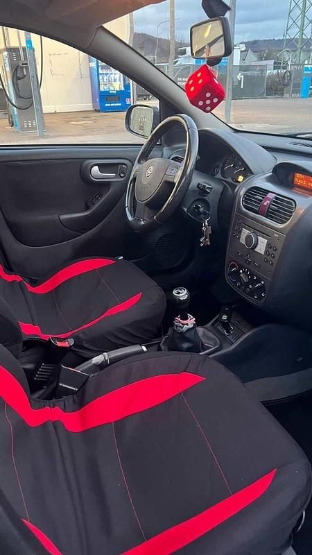 Gebraucht Opel Corsa 80 PS (58 kW) 2005 Grau Kleinwagen