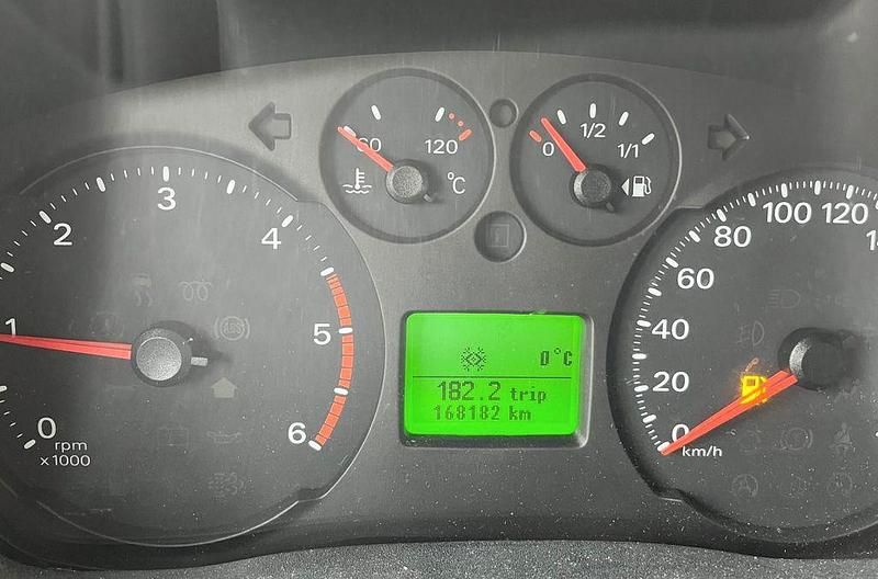 Gebraucht Ford Transit 140 PS (102 kW) 2013 Grau Van / Kleinbus