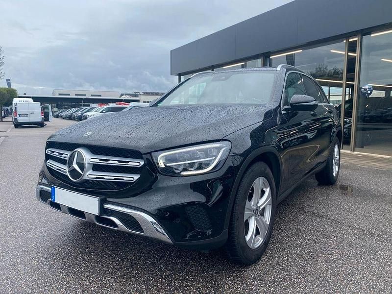 Schwarz Gebraucht 2020 Mercedes GLC220 Exclusive SUV | 33.990 € (Guter Preis) - Bild 1/4