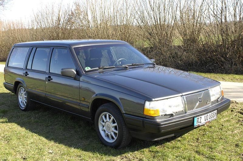 Gebraucht Volvo 945 131 PS (96 kW) 1991 Grau Kombi