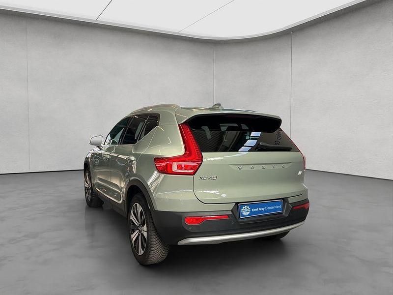 Gebraucht Volvo XC40 Plus 261 PS (191 kW) 2022 Sage greenmetallic 733 SUV