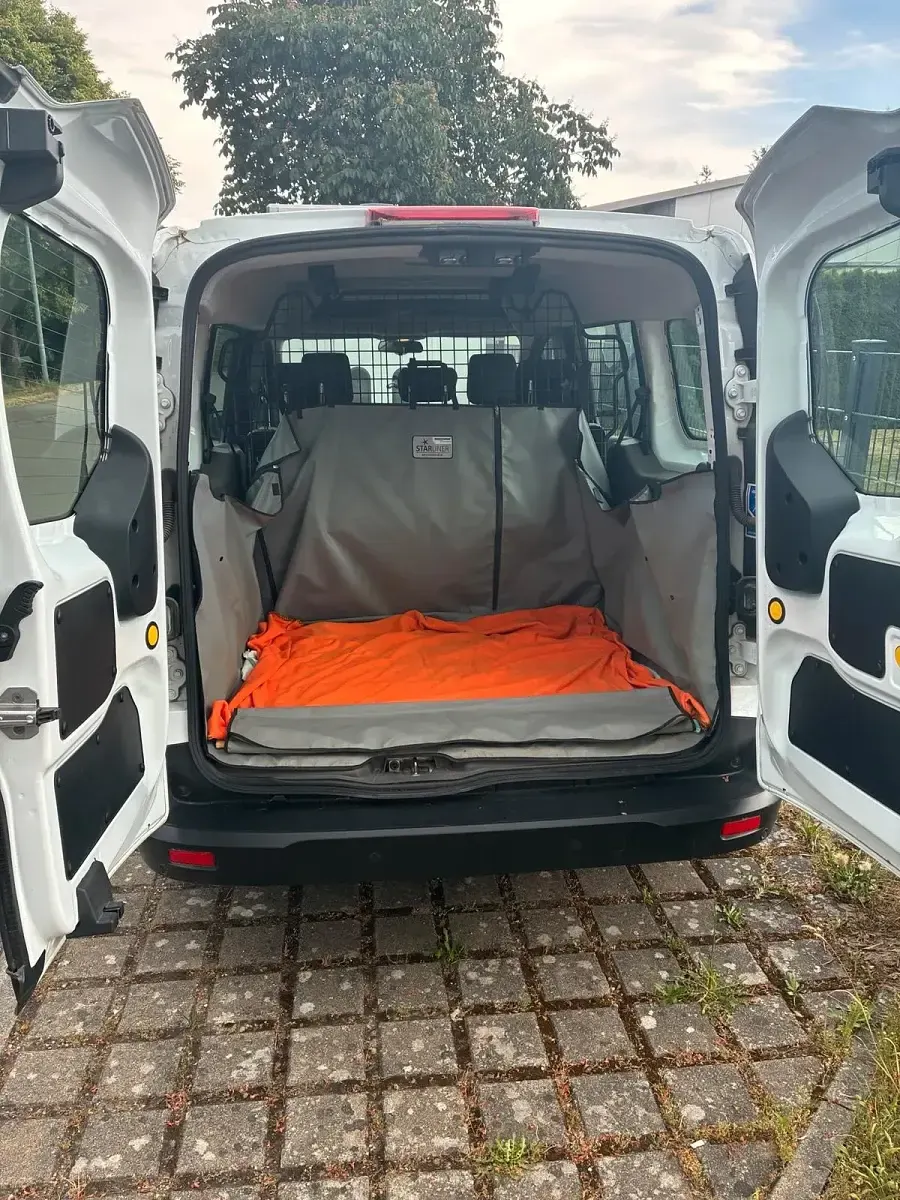 Gebraucht Ford Transit Connect 101 PS (74 kW) 2020 Weiß Van / Kleinbus