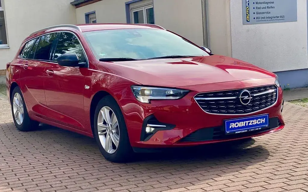 Gebraucht Opel Insignia Elegance 170 PS (125 kW) 2021 Peperoncino red Kombi