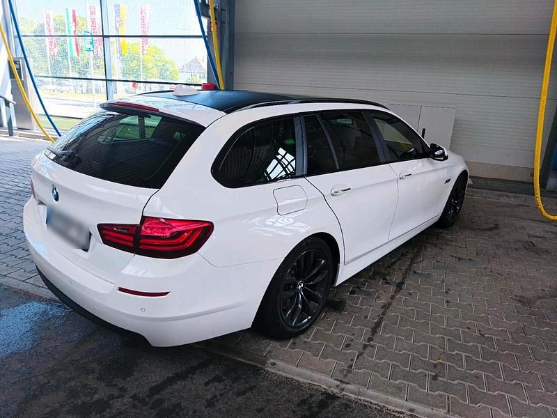 Gebraucht BMW 520 190 PS (139 kW) 2016 Weiß Kombi