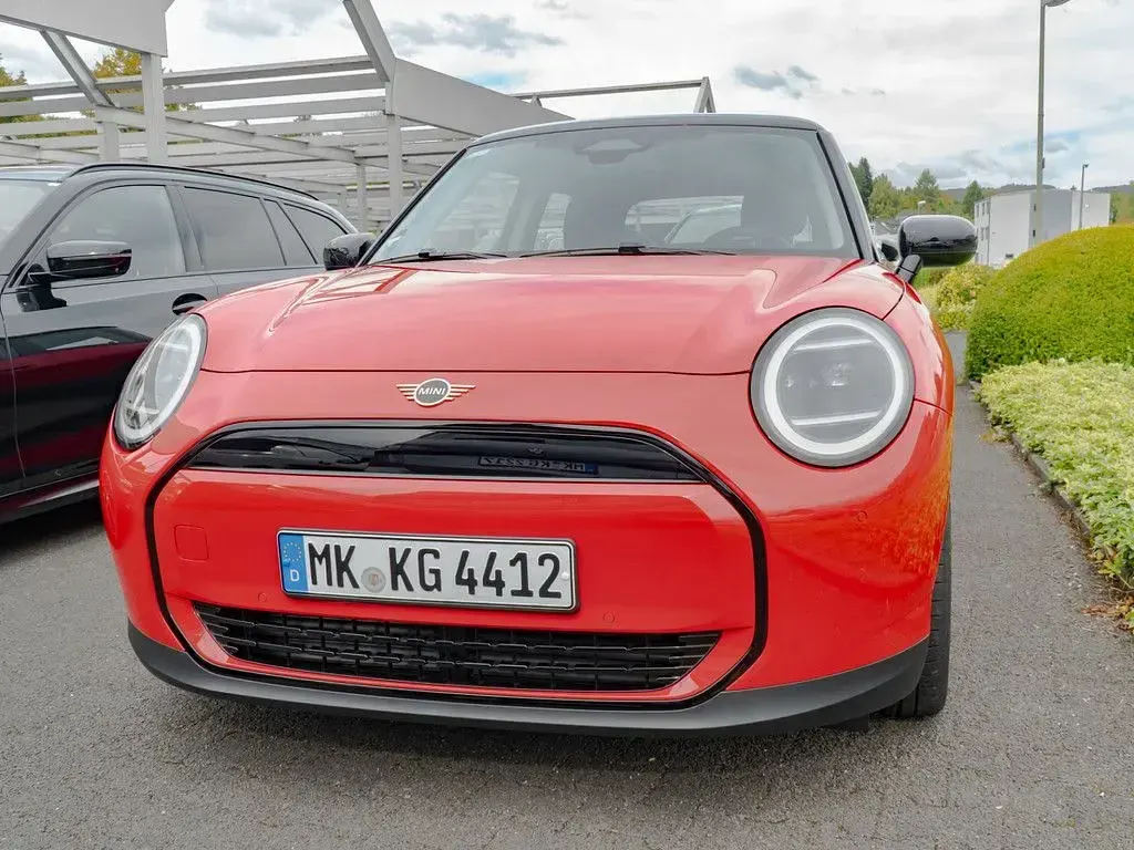 Occasion Mini Cooper Classic 135 kW (184 PK) 2025 Rood Hatchback
