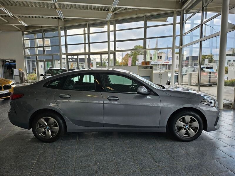 Gebraucht BMW 218 Gran Coupé Advantage 136 PS (100 kW) 2023 Skyscraper grau metallic Coupé