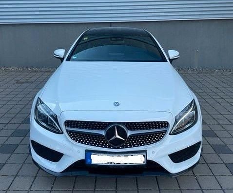Gebraucht Mercedes C250 AMG line 211 PS (155 kW) 2016 Weiß Coupé