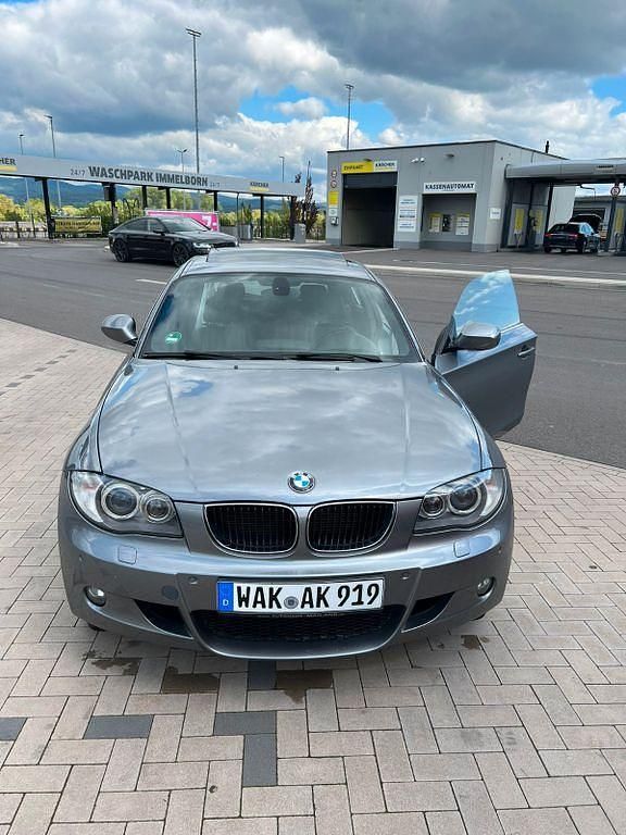 Gebraucht BMW 123 M Sport 204 PS (150 kW) 2010 Grau Kleinwagen