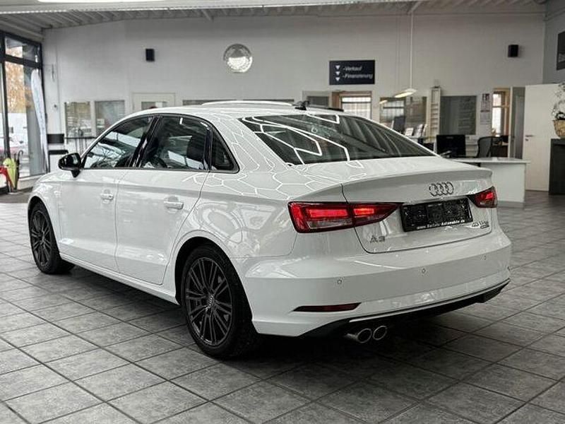 Gebraucht Audi A3 Sport 190 PS (139 kW) 2019 Weiß Limousine