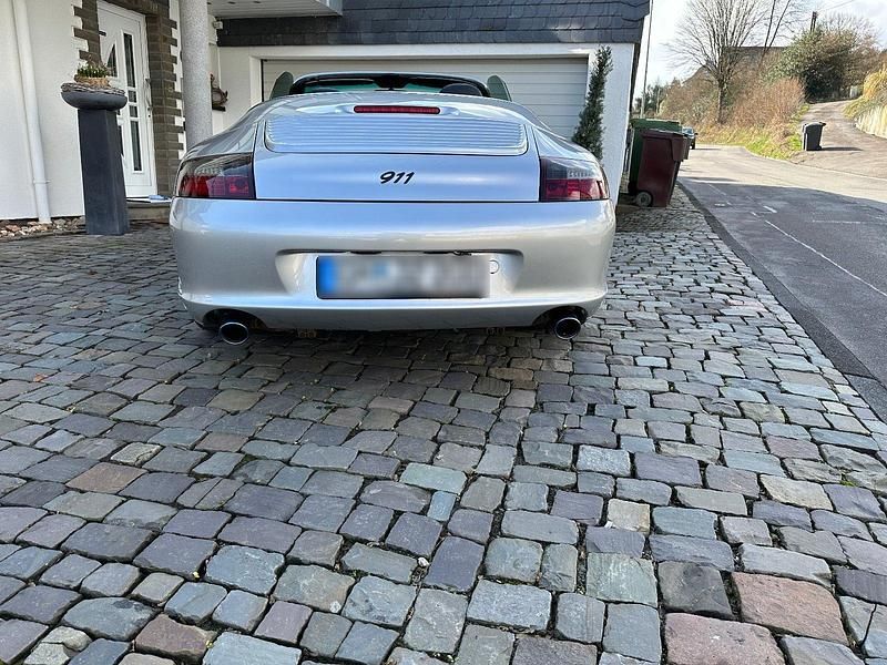 Gebraucht Porsche 911 Carrera Cabriolet 300 PS (220 kW) 2000 Silber Cabrio