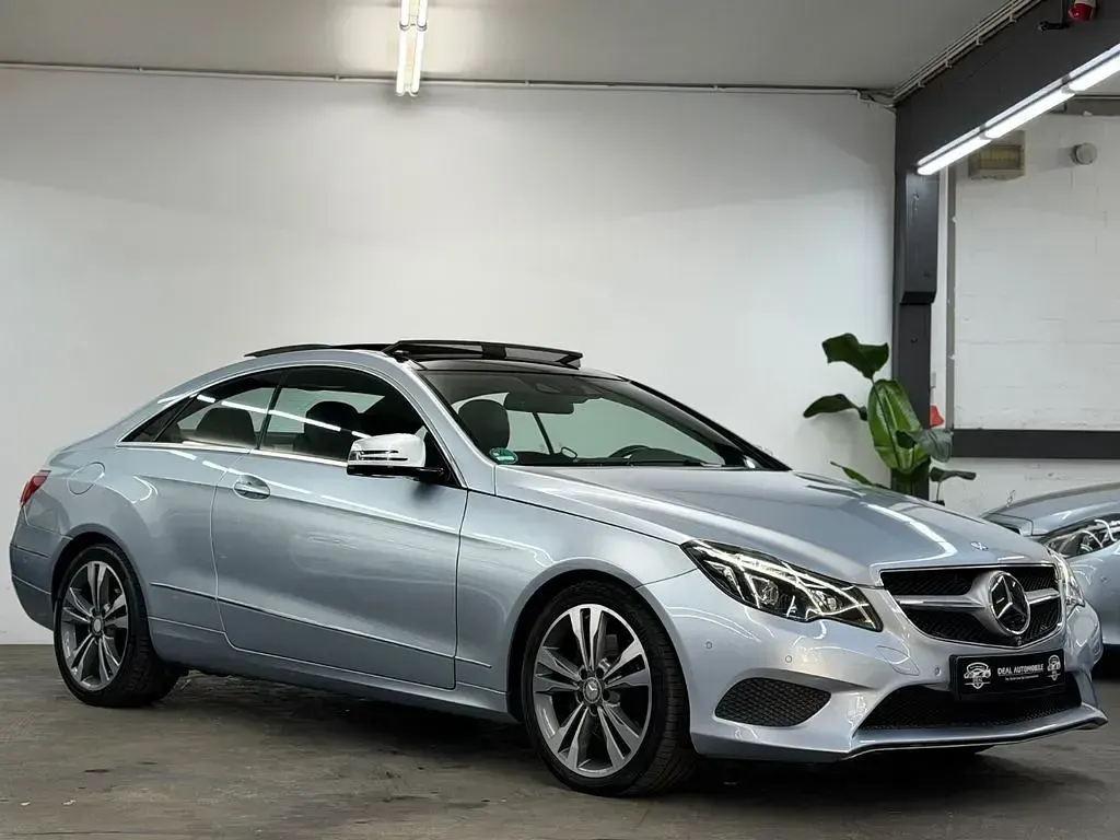 Gebraucht Mercedes E350 306 PS (225 kW) 2015 Silber Coupé