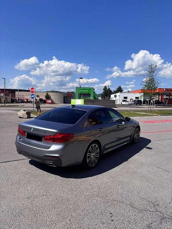 Gebraucht BMW 530 265 PS (194 kW) 2020 Silber Limousine