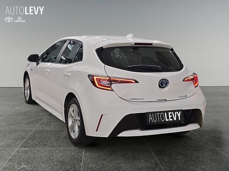 Gebraucht Toyota Corolla Comfort 122 PS (89 kW) 2021 Weiß Limousine