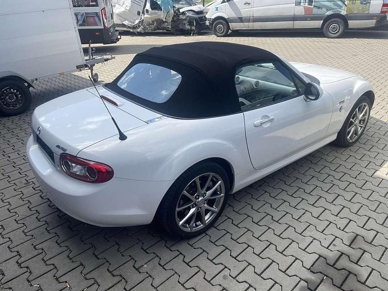 Gebraucht Mazda MX5 20th Anniversary 126 PS (92 kW) 2010 Weiß Cabrio