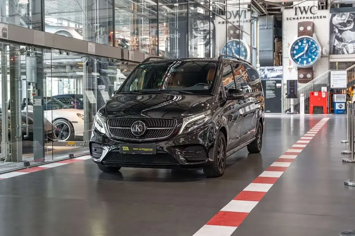 Gebraucht Mercedes 220 Business 239 PS (175 kW) 2021 Schwarz Van / Kleinbus