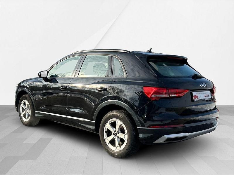 Gebraucht Audi Q3 Advanced 200 PS (147 kW) 2022 Mythosschwarz metallic SUV