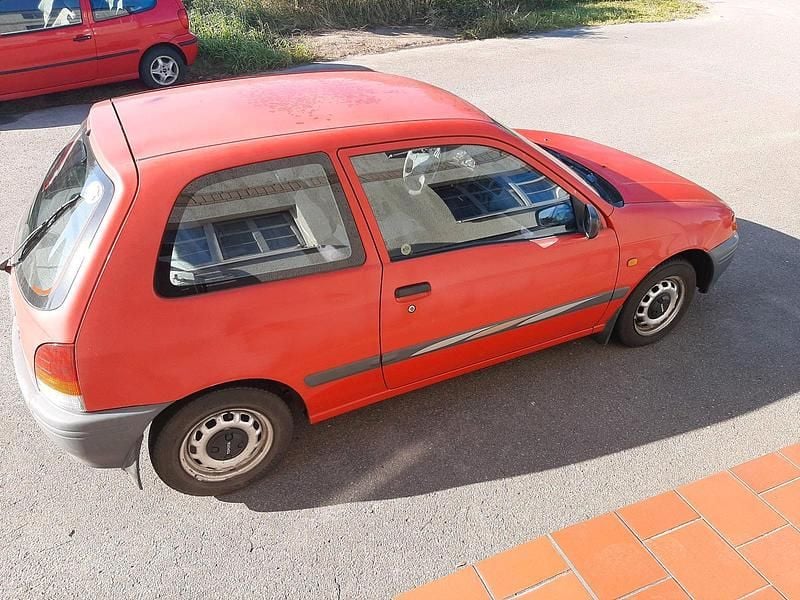 Rot Gebraucht 1996 Toyota Starlet Kleinwagen | 1.650 € (Fairer Preis) - Bild 1/4