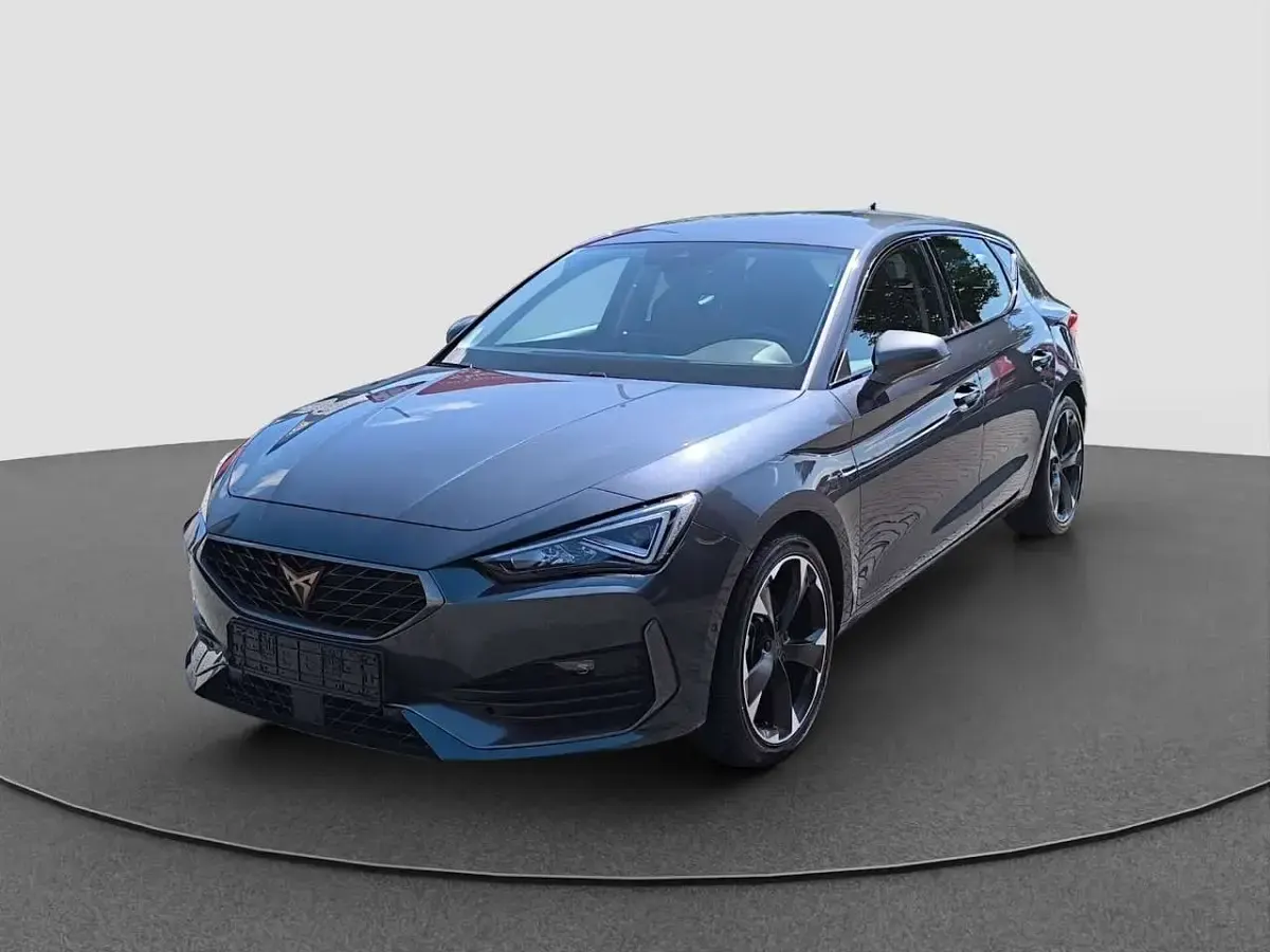 Gebraucht Cupra Leon 150 PS (110 kW) 2023 Grau Limousine