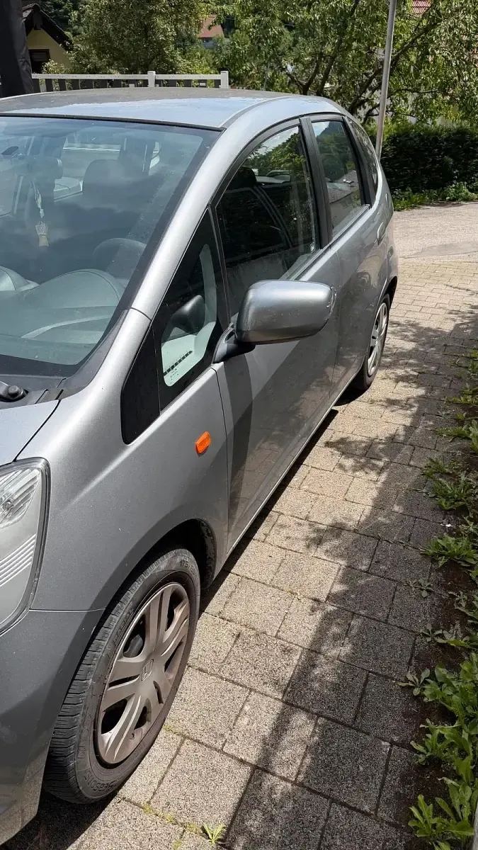 Gebraucht Honda Jazz 66 PS (48 kW) 2009 Grau Kleinwagen
