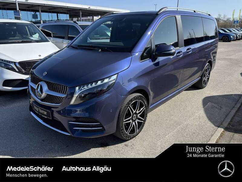 Sodalithblau met. Gebraucht 2023 Mercedes V300 AMG Van / Kleinbus | 72.850 € (Teuer) - Bild 1/4