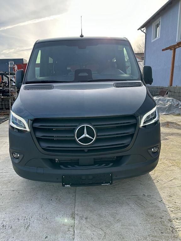 Grau Neu 2025 Mercedes Sprinter Van | 83.300 € - Bild 1/4
