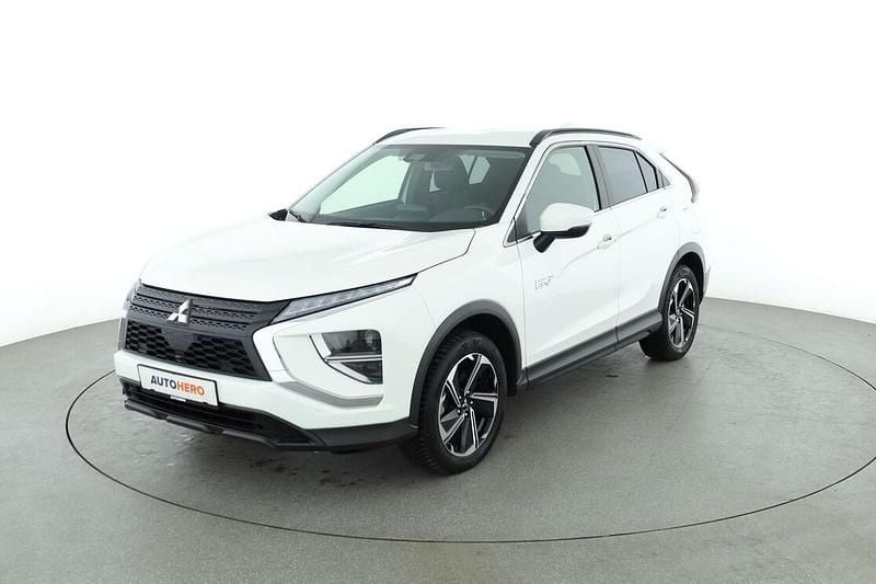 Weiß Gebraucht 2022 Mitsubishi Eclipse Cross SUV | 21.990 € (Fairer Preis) - Bild 1/3