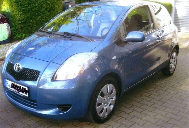 Gebraucht Toyota Yaris Sol 69 PS (50 kW) 2006 Grau Limousine