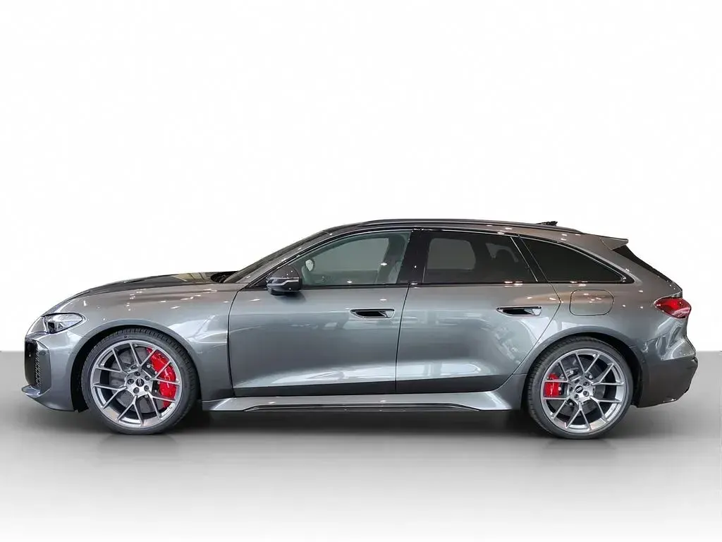Neu Audi RS5 510 PS (375 kW) 2026 Daytonagrau perleffekt Kombi